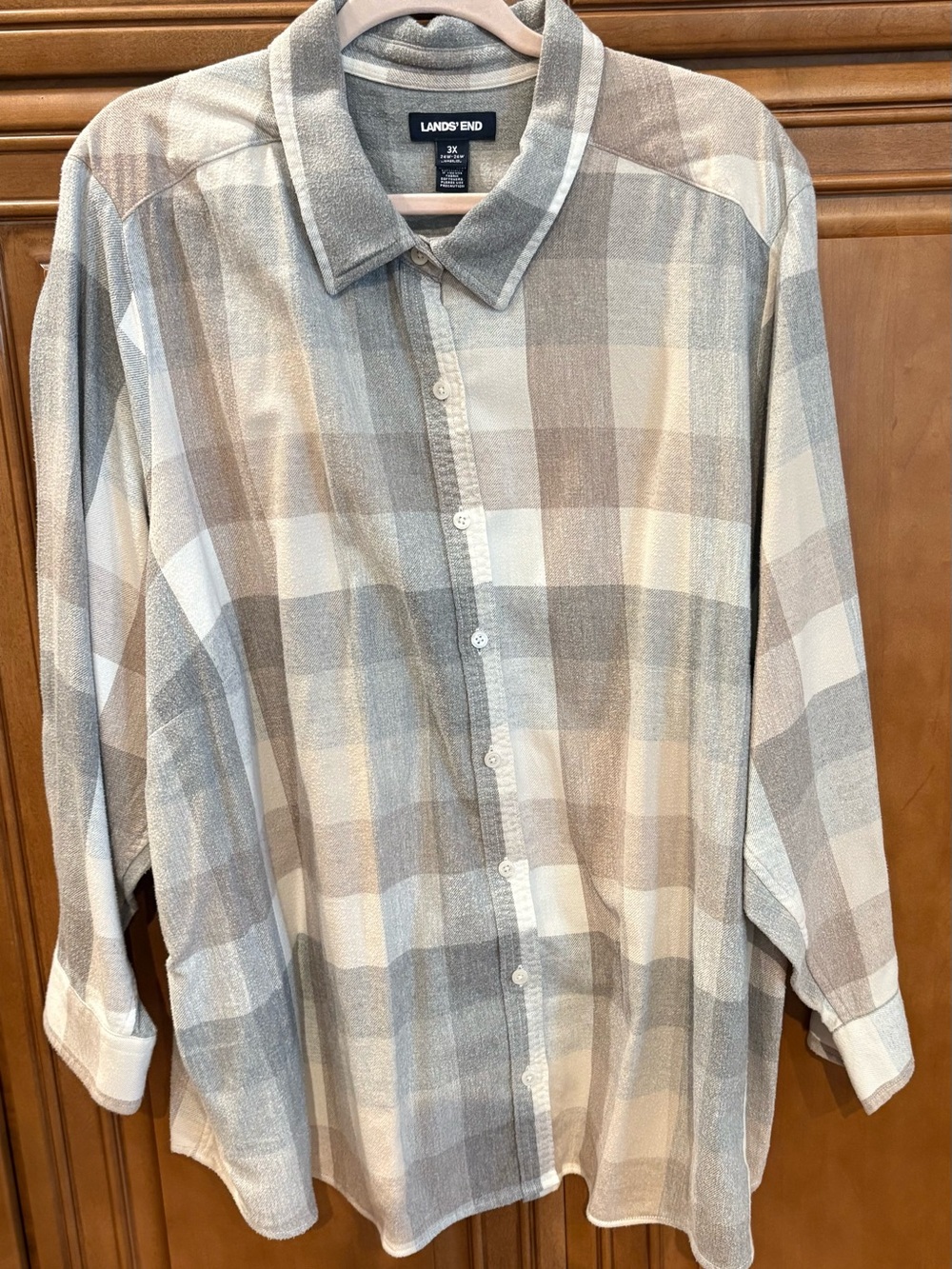 Lands' End Plaid Button-Down Flannel Shirt in Beige and Gray size 26W